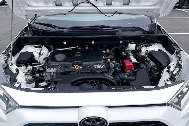 Used 2019 Toyota RAV4 XLE FWD image 10