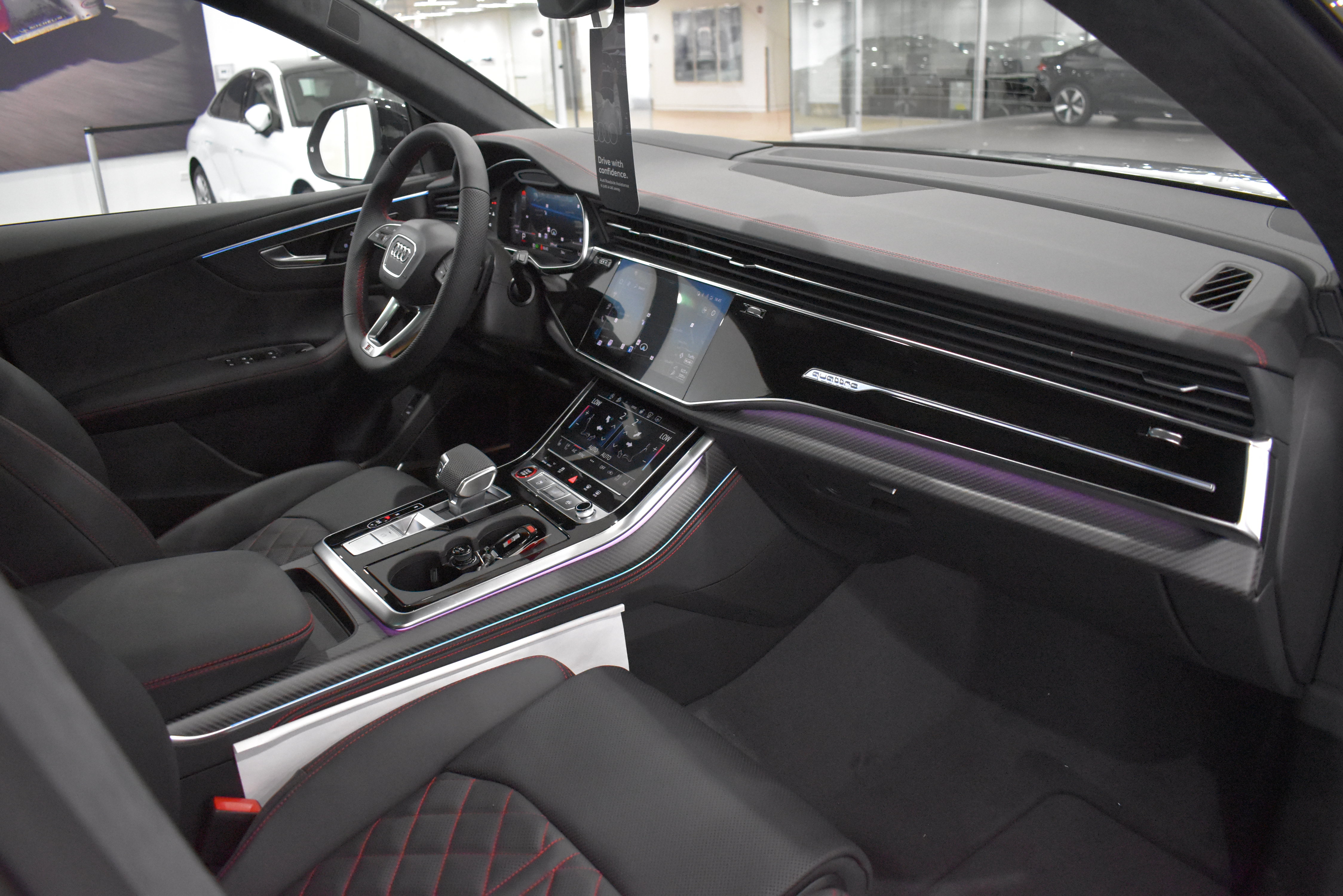 New 2026 Audi SQ8 Prestige AWD/4WD image 30