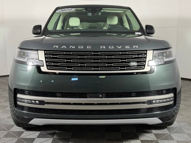 Used 2024 Land Rover Range Rover SE AWD/4WD image 11