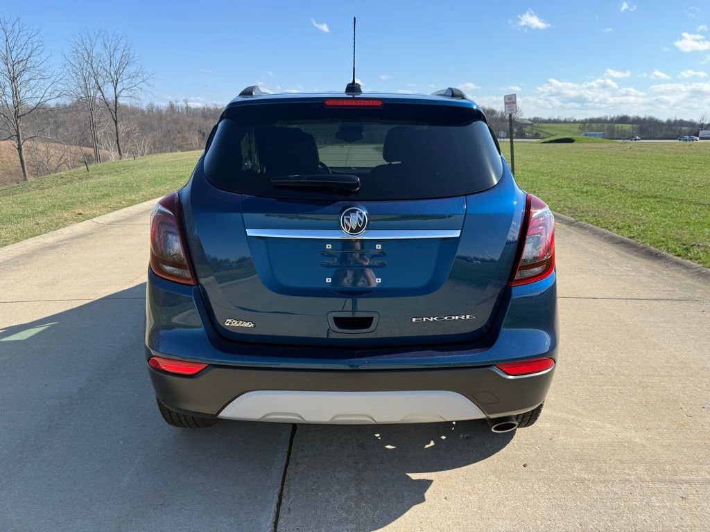 Used 2019 Buick Encore Preferred image 4