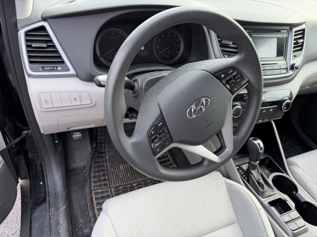 Used 2017 Hyundai Tucson SE image 8
