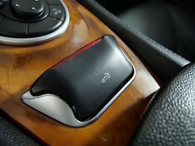 Used 2005 Mercedes-Benz SL 500 image 19
