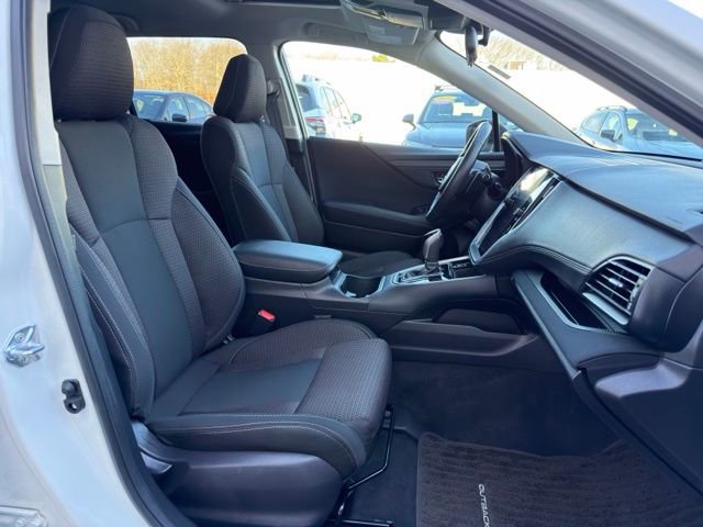 Used 2025 Subaru Outback Premium image 25