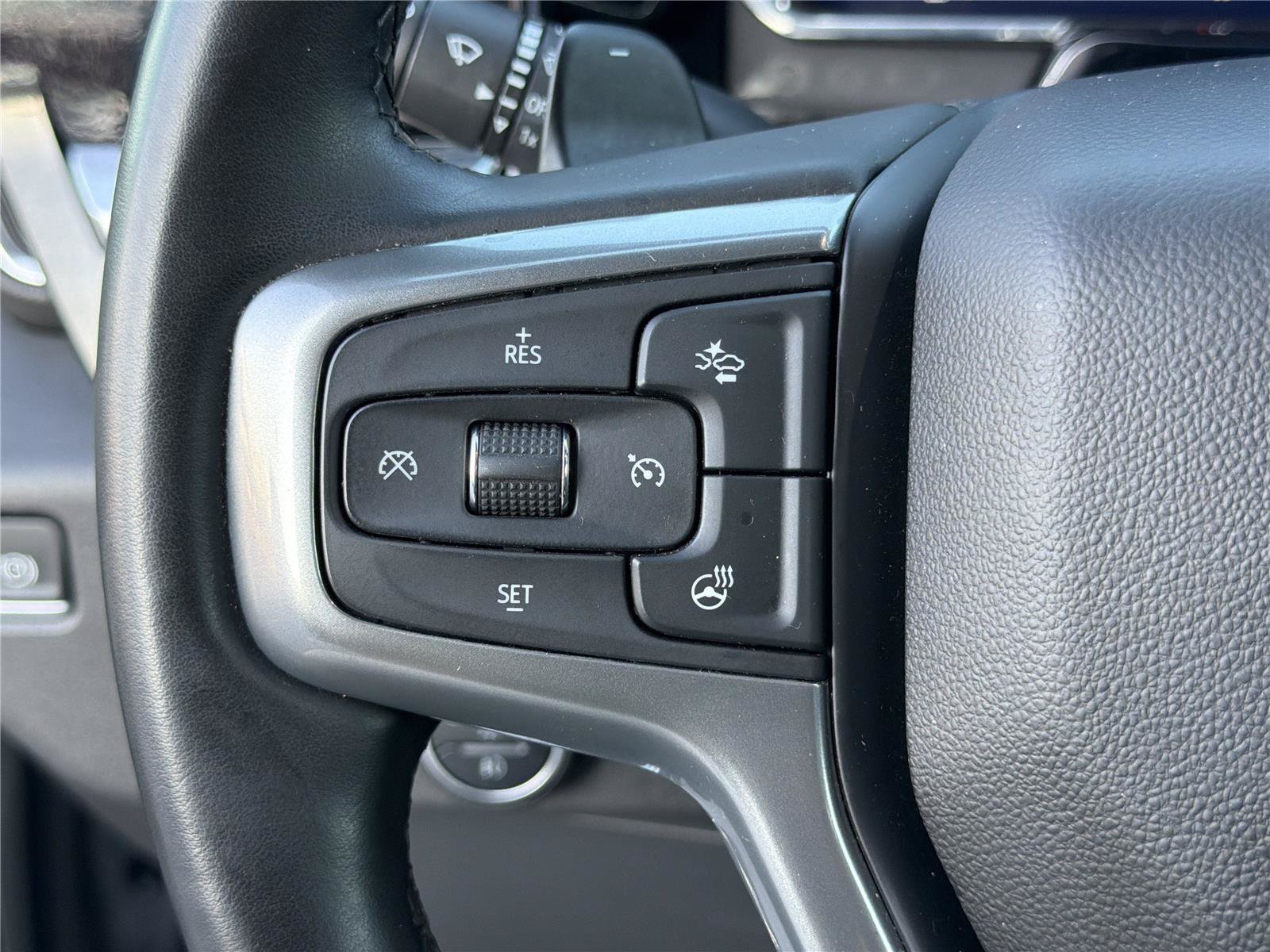 Used 2025 Chevrolet Silverado 1500 LT Trail Boss w/ Convenience Package II AWD/4WD image 24