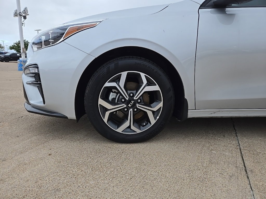 Used 2021 Kia Forte LXS image 9