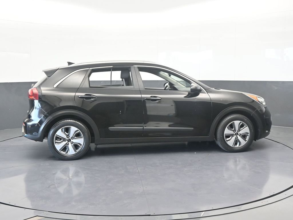 Used 2019 Kia Niro LX image 7