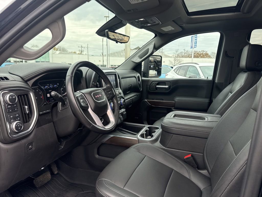 Used 2021 GMC Sierra 1500 SLT w/ SLT Premium Plus Package AWD/4WD image 17