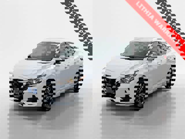 Used 2022 Nissan Sentra SV image 2