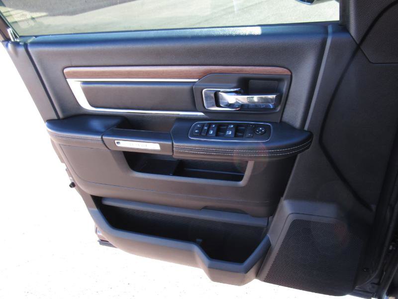 Used 2014 RAM 2500 Laramie w/ Convenience Group image 4