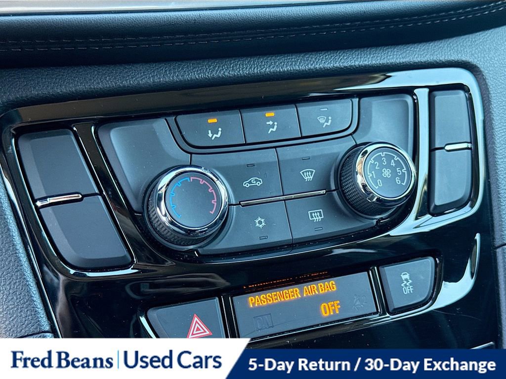 Used 2022 Buick Encore Preferred w/ Safety Package image 17