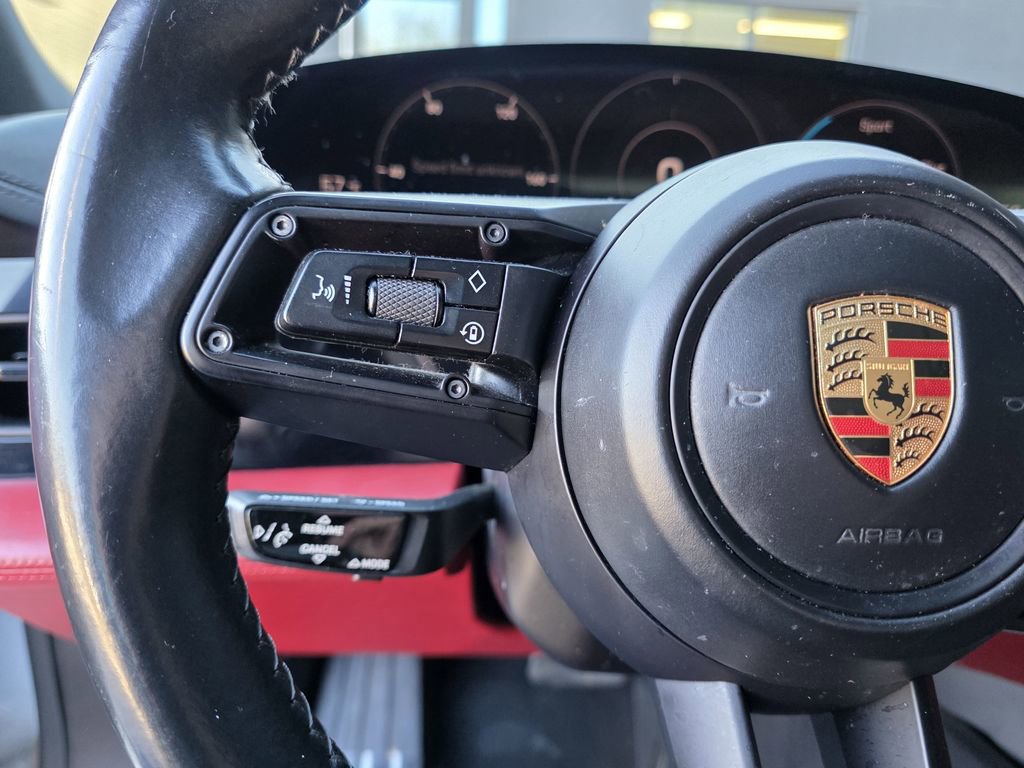 Used 2020 Porsche Taycan 4S image 24