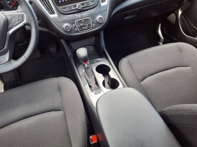 Used 2024 Chevrolet Malibu RS FWD image 9