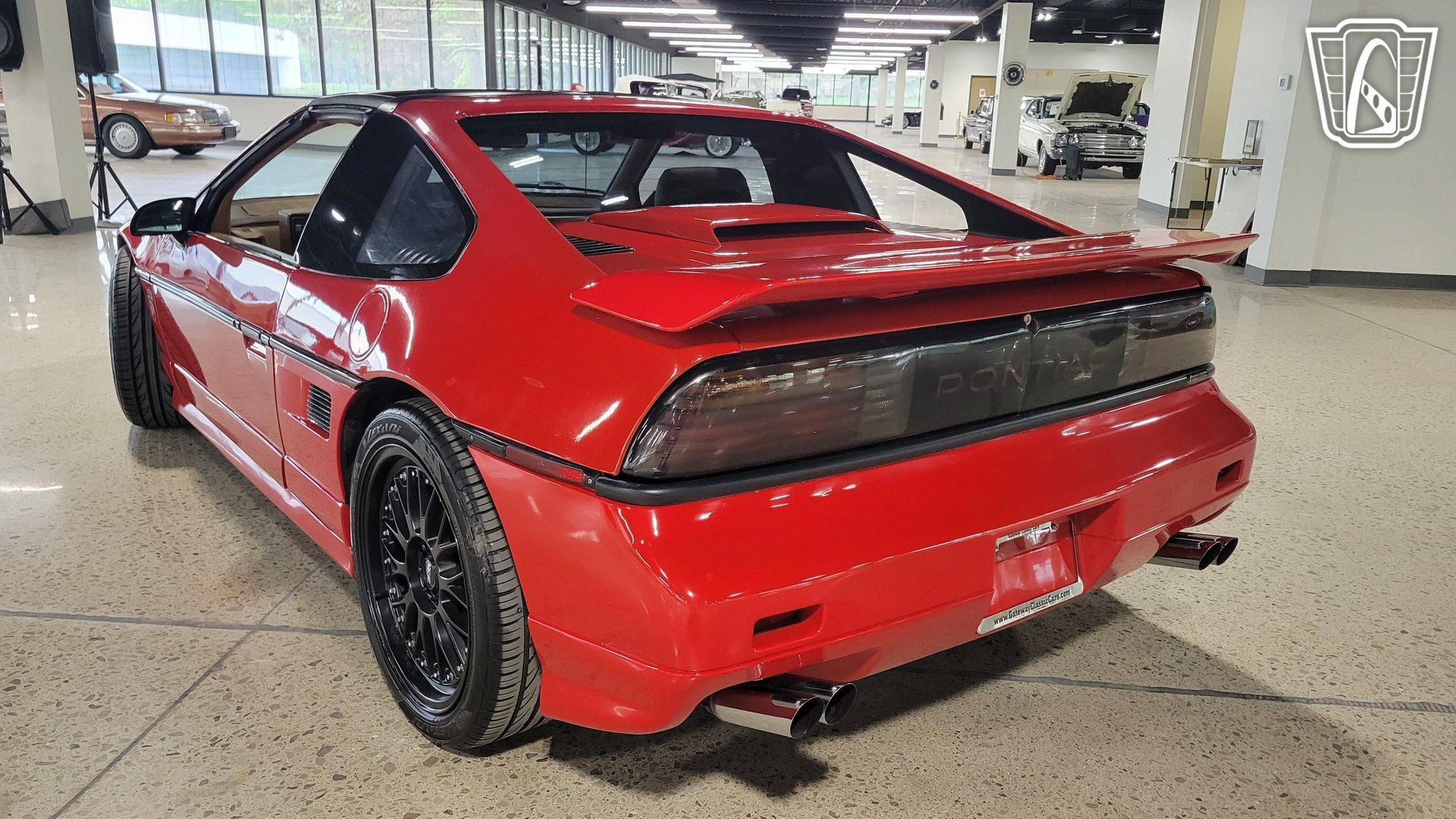 Used 1988 Pontiac Fiero GT RWD image 11