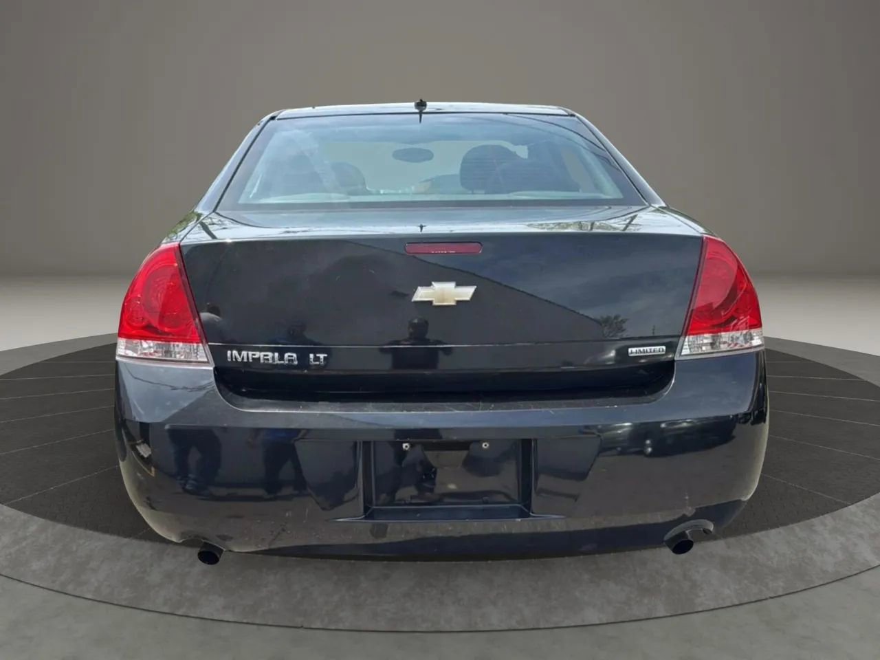 Used 2016 Chevrolet Impala LT image 7