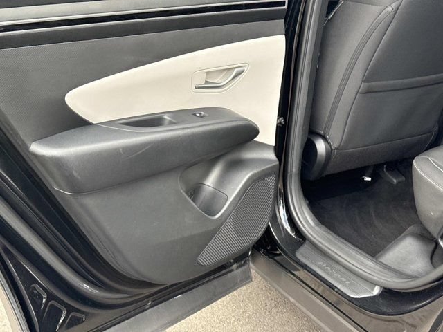 Used 2024 Hyundai Tucson SEL FWD image 12