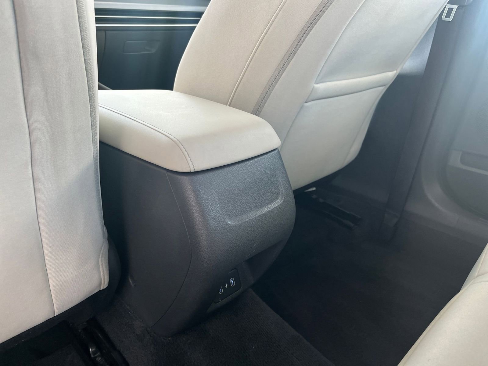 Used 2025 Hyundai Sonata SEL FWD image 23