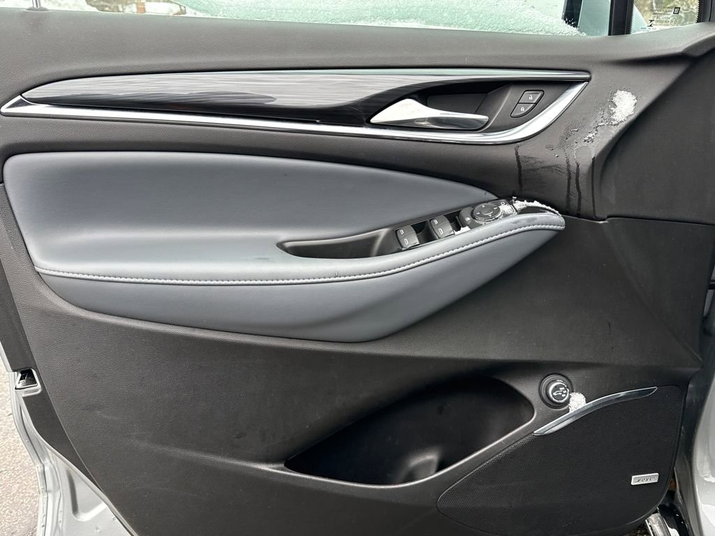 Used 2023 Buick Enclave Essence w/ Experience Buick Package image 16