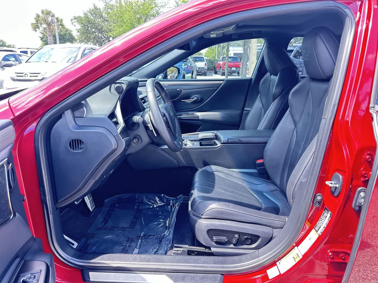 Used 2019 Lexus ES 350 F Sport w/ Accessory Package 2 FWD image 2