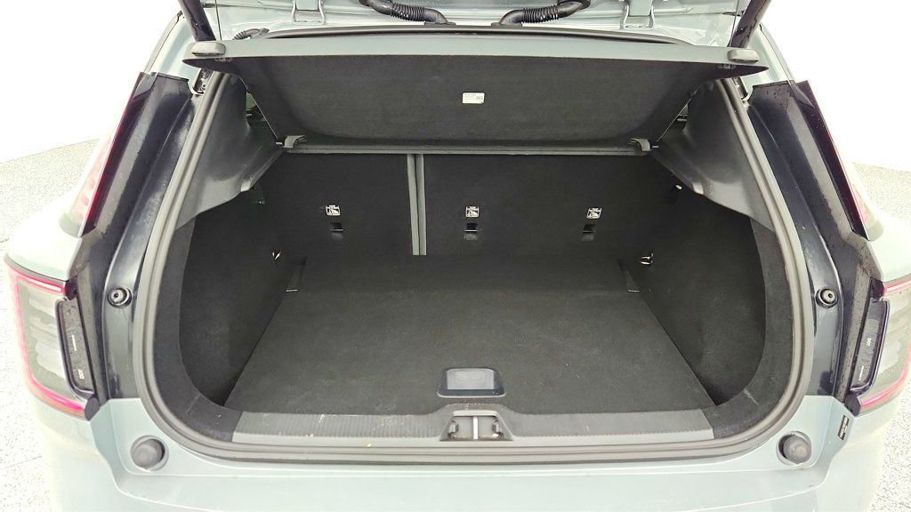 Used 2025 Volvo EX30 Ultra image 23