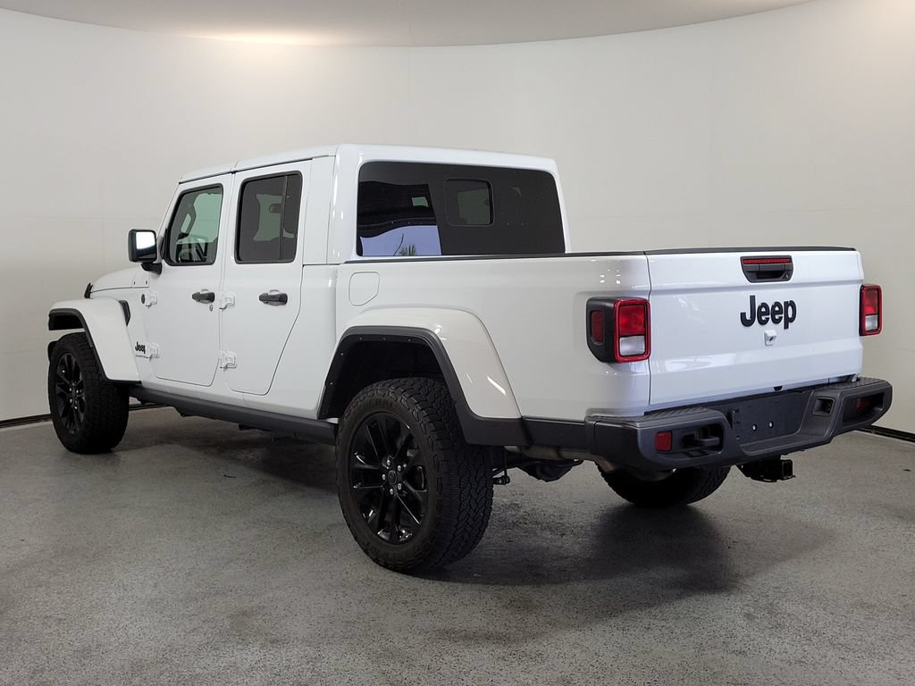 Used 2024 Jeep Gladiator Sport AWD/4WD image 5