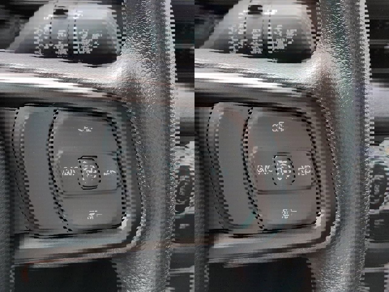 Certified 2025 Jeep Wrangler Sport image 23