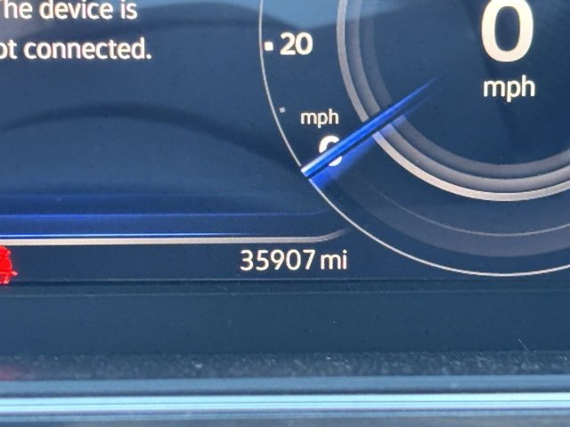 Used 2022 Volkswagen Tiguan SEL R-Line image 17