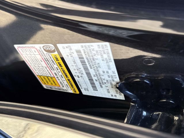 Used 2024 Ford Expedition Max XLT image 22