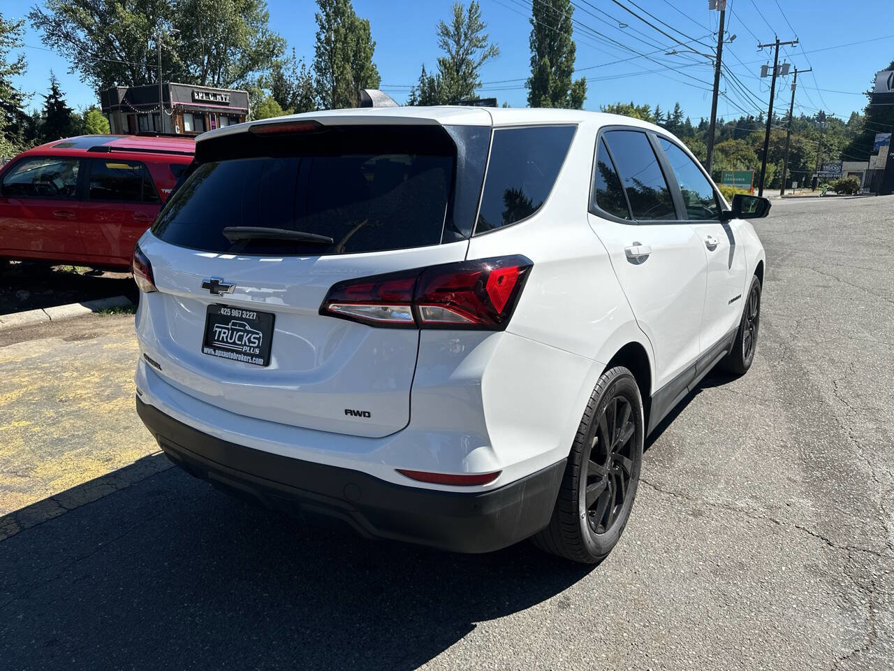 Used 2023 Chevrolet Equinox LS w/ LS Convenience Package image 7