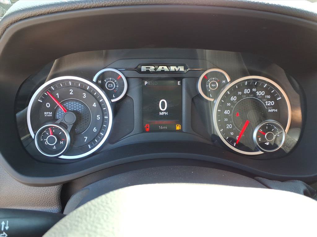 New 2026 RAM 2500 Tradesman w/ Chrome Appearance Group AWD/4WD image 26