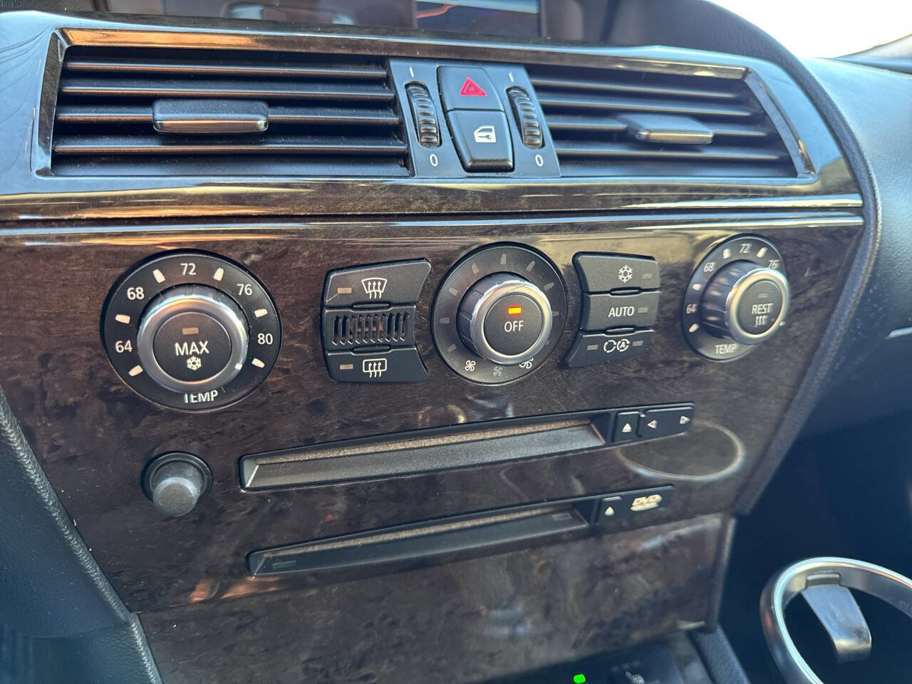 Used 2006 BMW 650i Convertible image 24