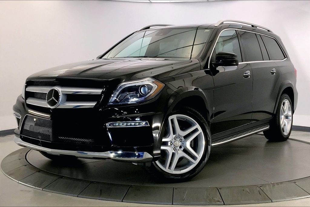 Used 2016 Mercedes-Benz GL 550 4MATIC image 11