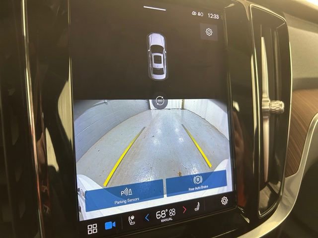 Certified 2023 Volvo S60 B5 Plus w/ Climate Package image 15