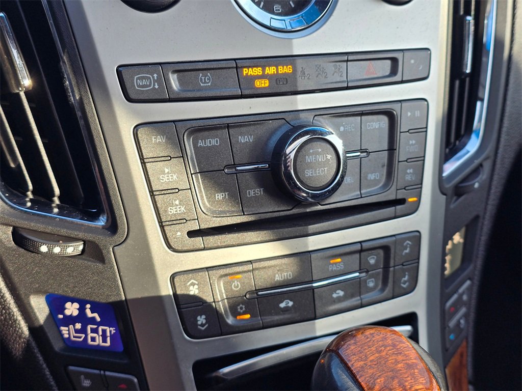 Used 2010 Cadillac CTS Premium image 22