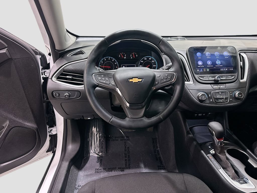Used 2025 Chevrolet Malibu RS w/ LPO, Floor Liner Package FWD image 23