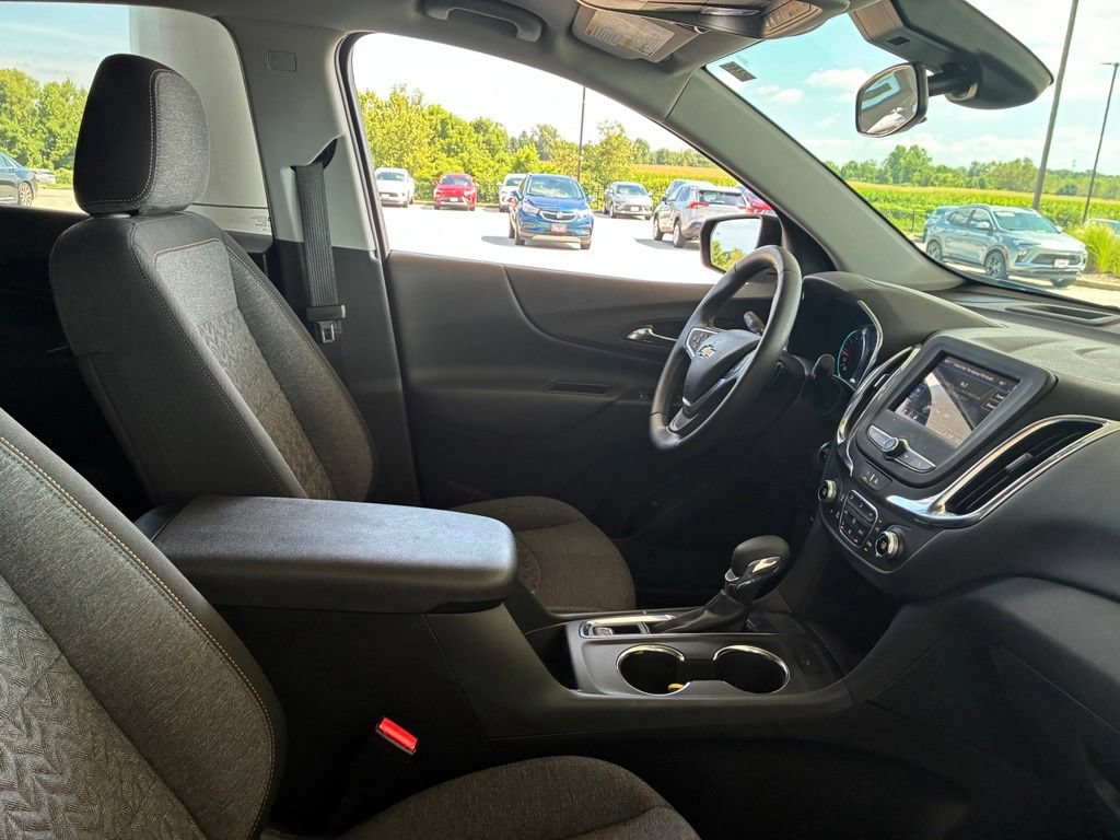 Used 2023 Chevrolet Equinox LT FWD image 19