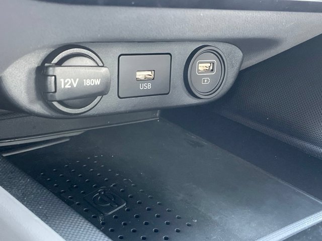 Used 2023 Hyundai Elantra SEL w/ Convenience Package FWD image 15
