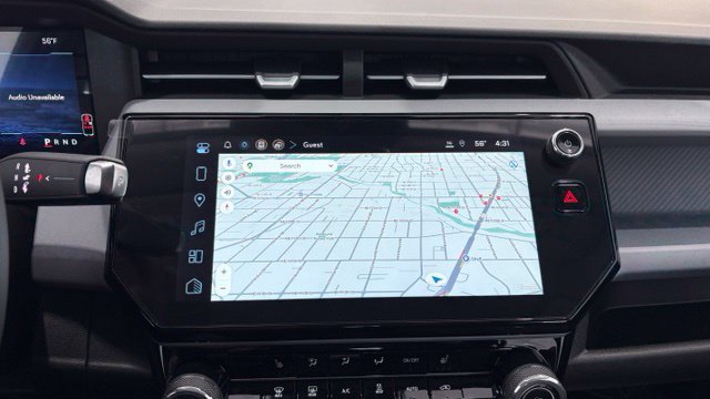 New 2027 Chevrolet Bolt LT w/ Comfort Package FWD image 32