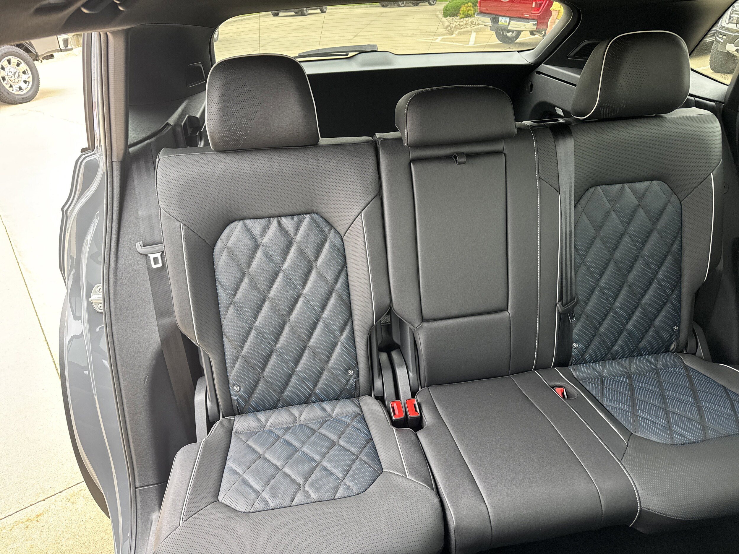 New 2026 Volkswagen Atlas Cross Sport SEL Premium R-Line AWD/4WD image 8