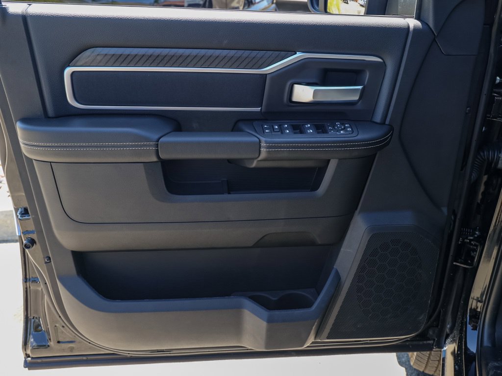 New 2026 RAM 3500 Big Horn AWD/4WD image 23