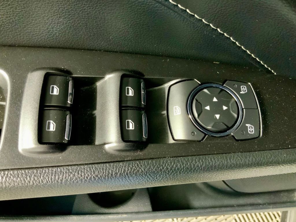 Used 2020 Ford Fusion Titanium AWD/4WD image 23