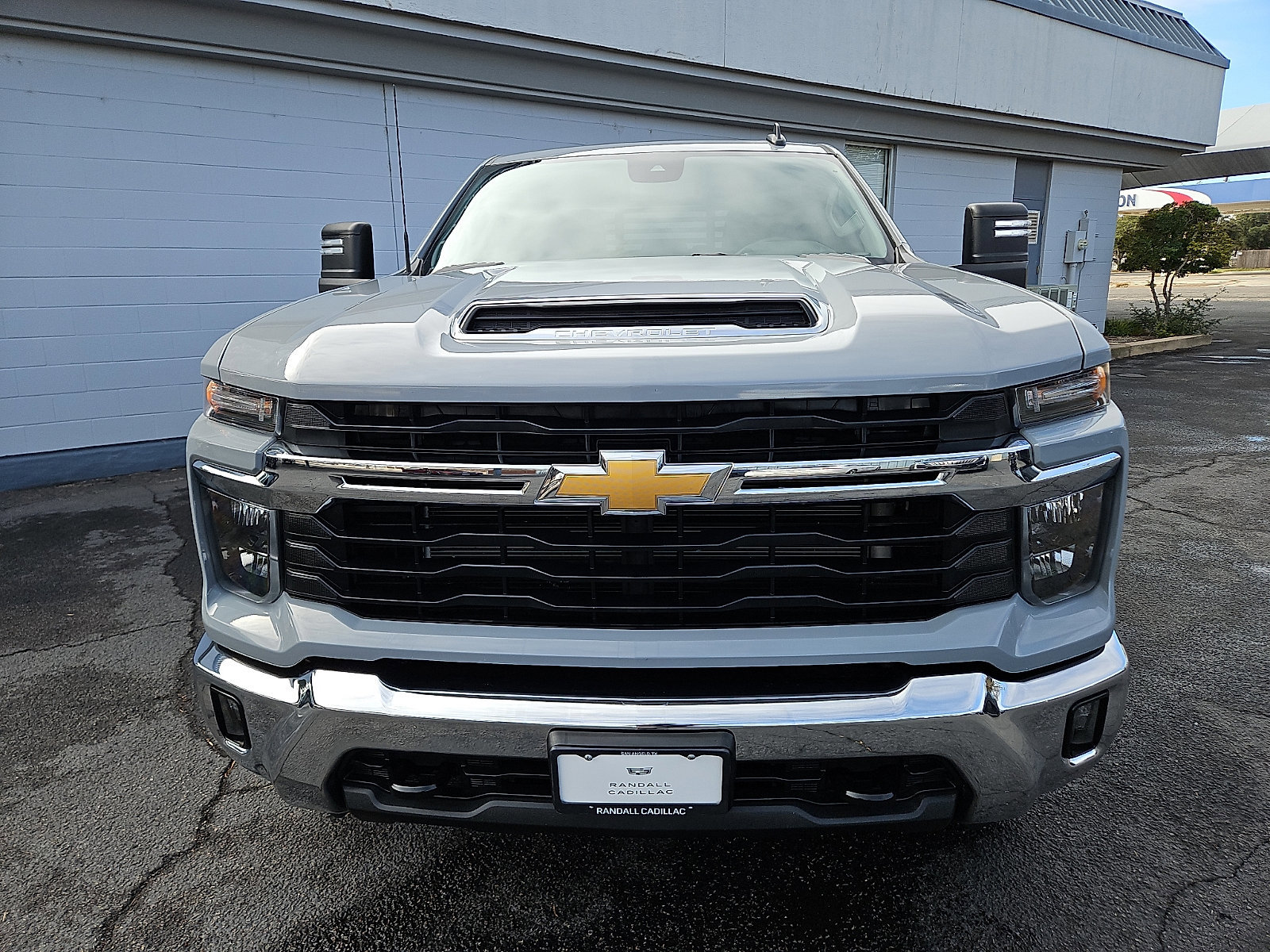 Used 2024 Chevrolet Silverado 2500 LT image 5