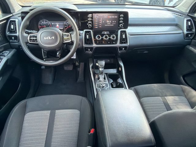 Used 2023 Kia Sorento LX FWD image 22