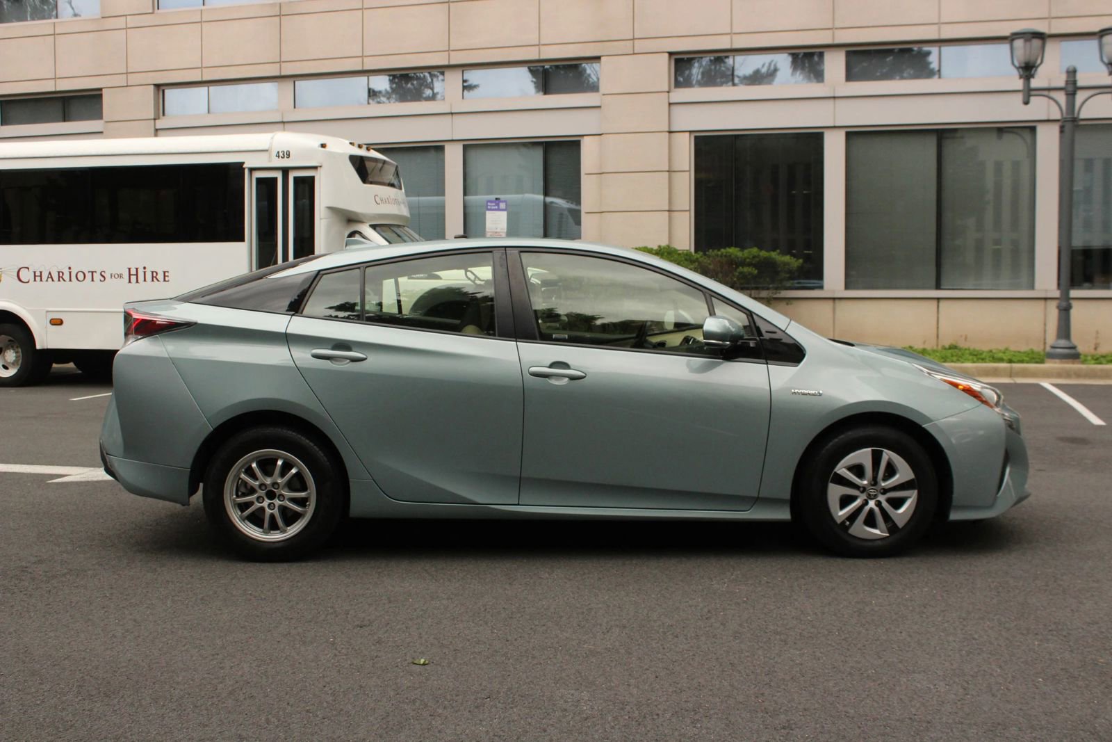 Used 2017 Toyota Prius Three FWD image 6
