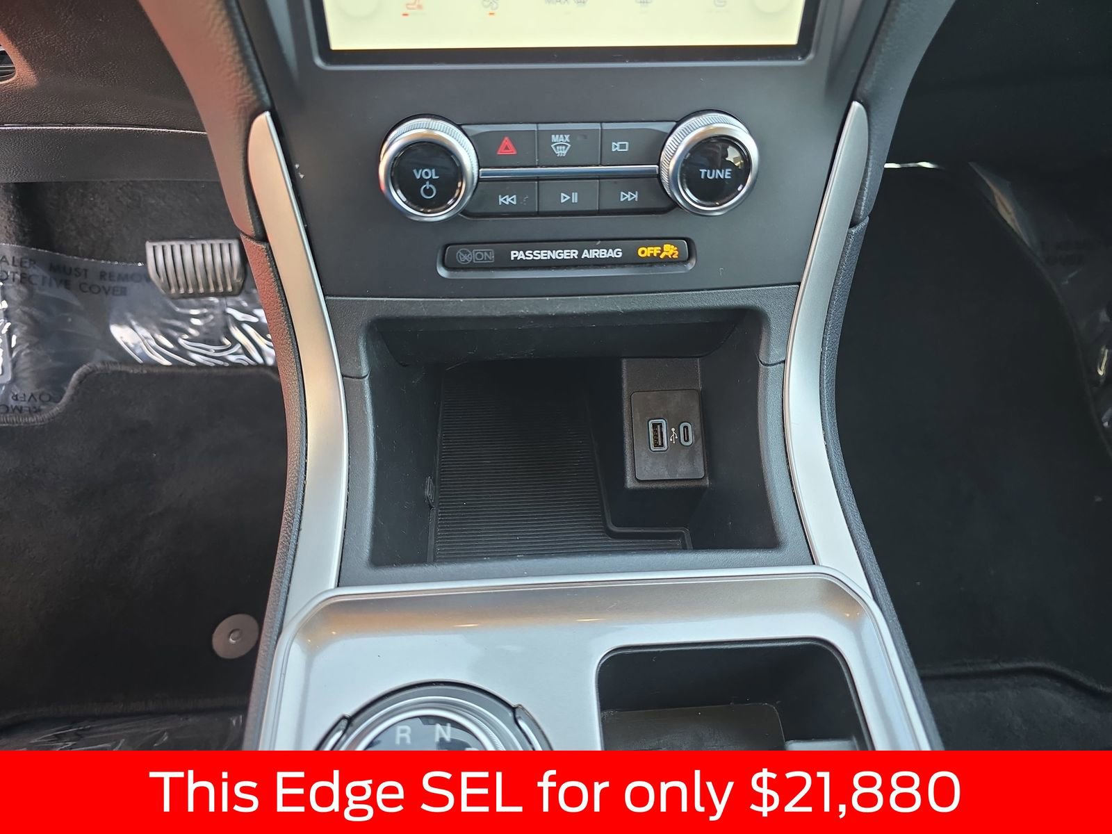 Used 2024 Ford Edge SEL image 30