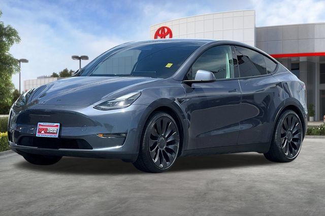 Used 2022 Tesla Model Y Performance AWD/4WD image 9