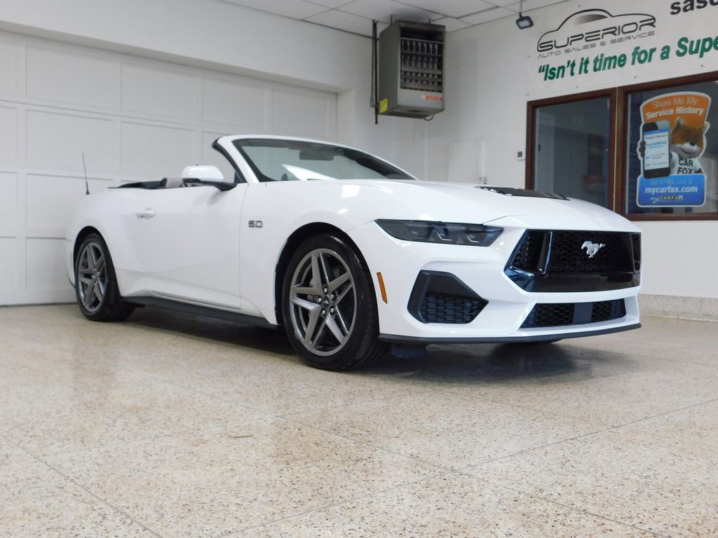 Used 2025 Ford Mustang GT Premium RWD image 8