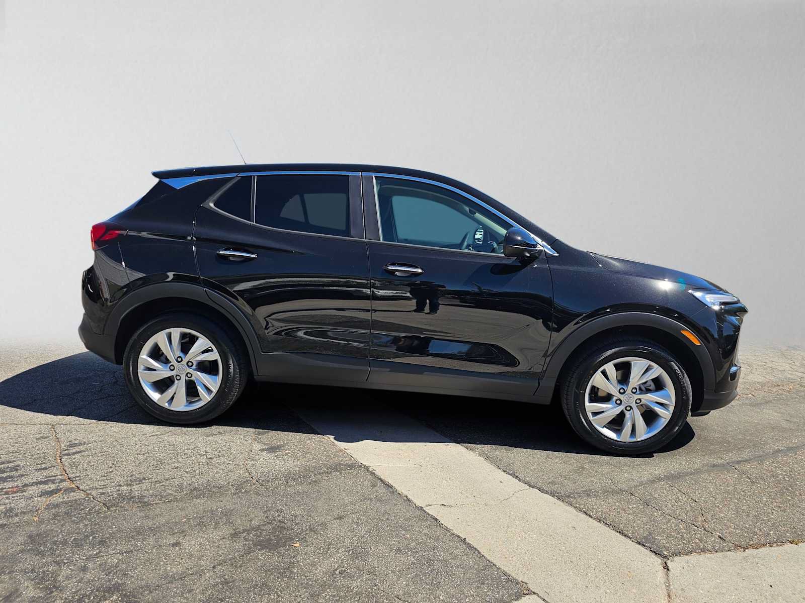 New 2026 Buick Encore GX Preferred w/ Comfort Package FWD image 2