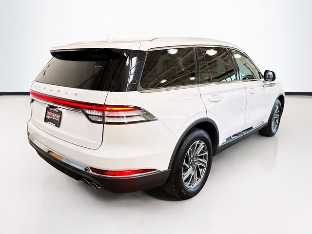 Used 2020 Lincoln Aviator AWD image 6