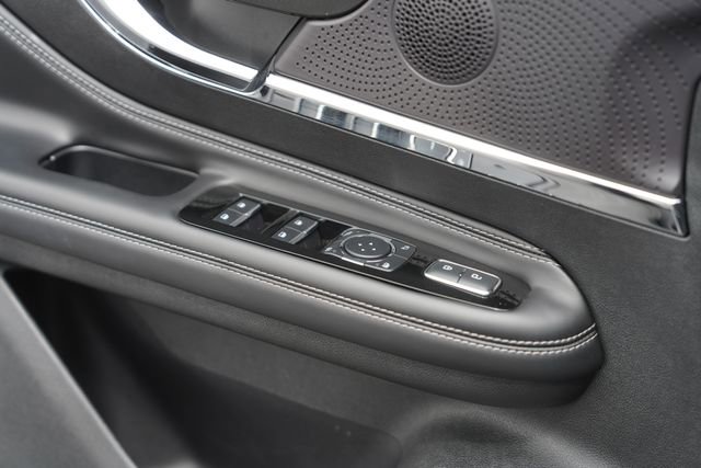 Used 2024 Lincoln Corsair FWD w/ Equipment Group 101A image 29