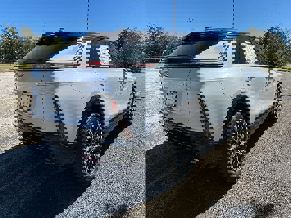 New 2026 Cadillac Lyriq Sport image 5